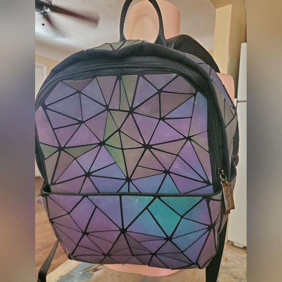 Geometric Handbag - Picture 3 of 6